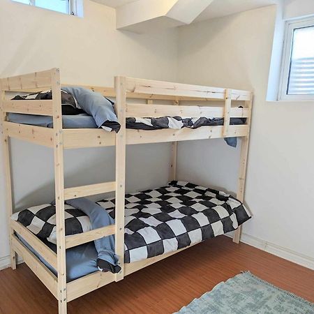 Wonderland Apartment - 6 Min By Walking Vaughan Εξωτερικό φωτογραφία