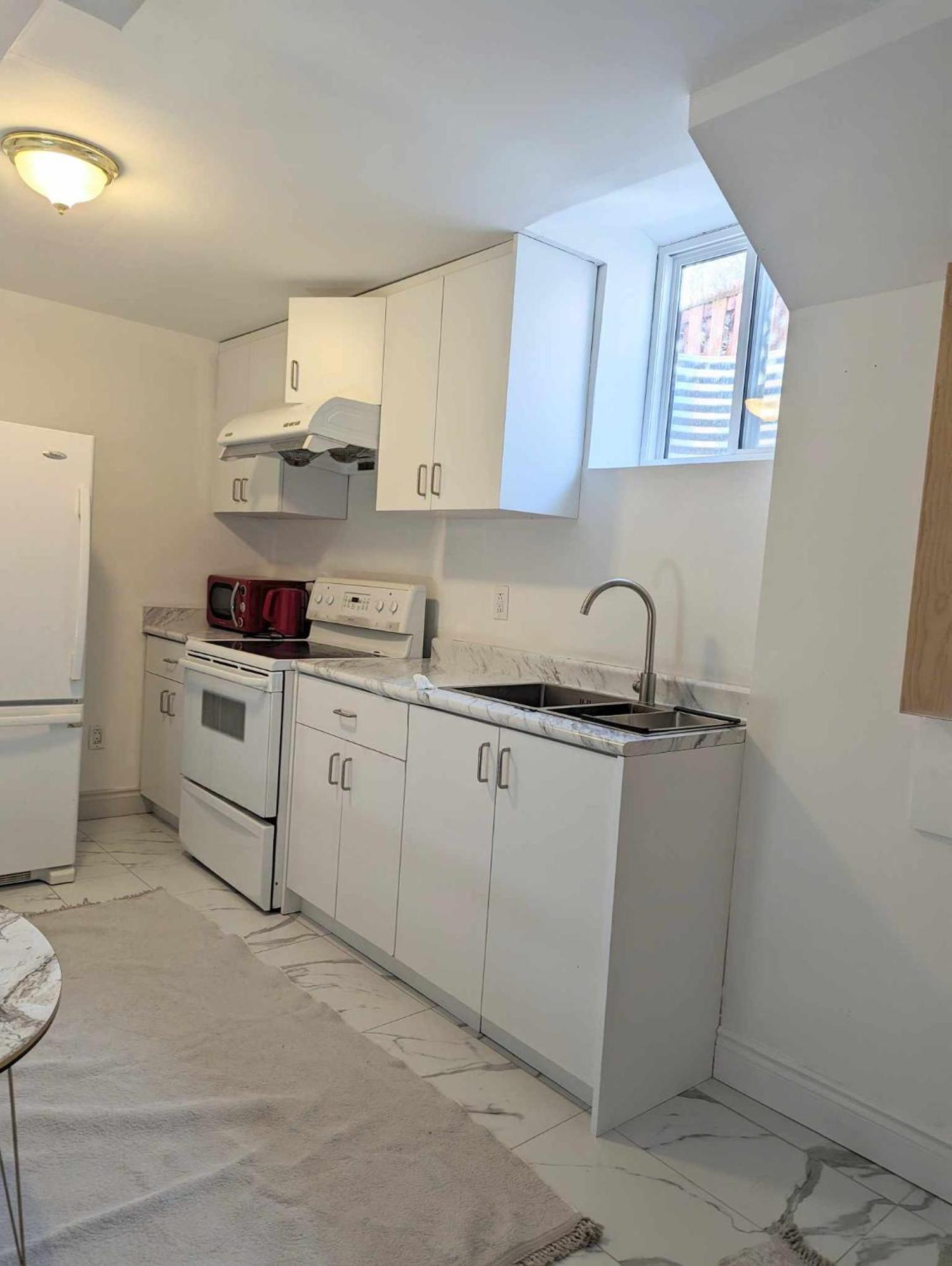 Wonderland Apartment - 6 Min By Walking Vaughan Εξωτερικό φωτογραφία