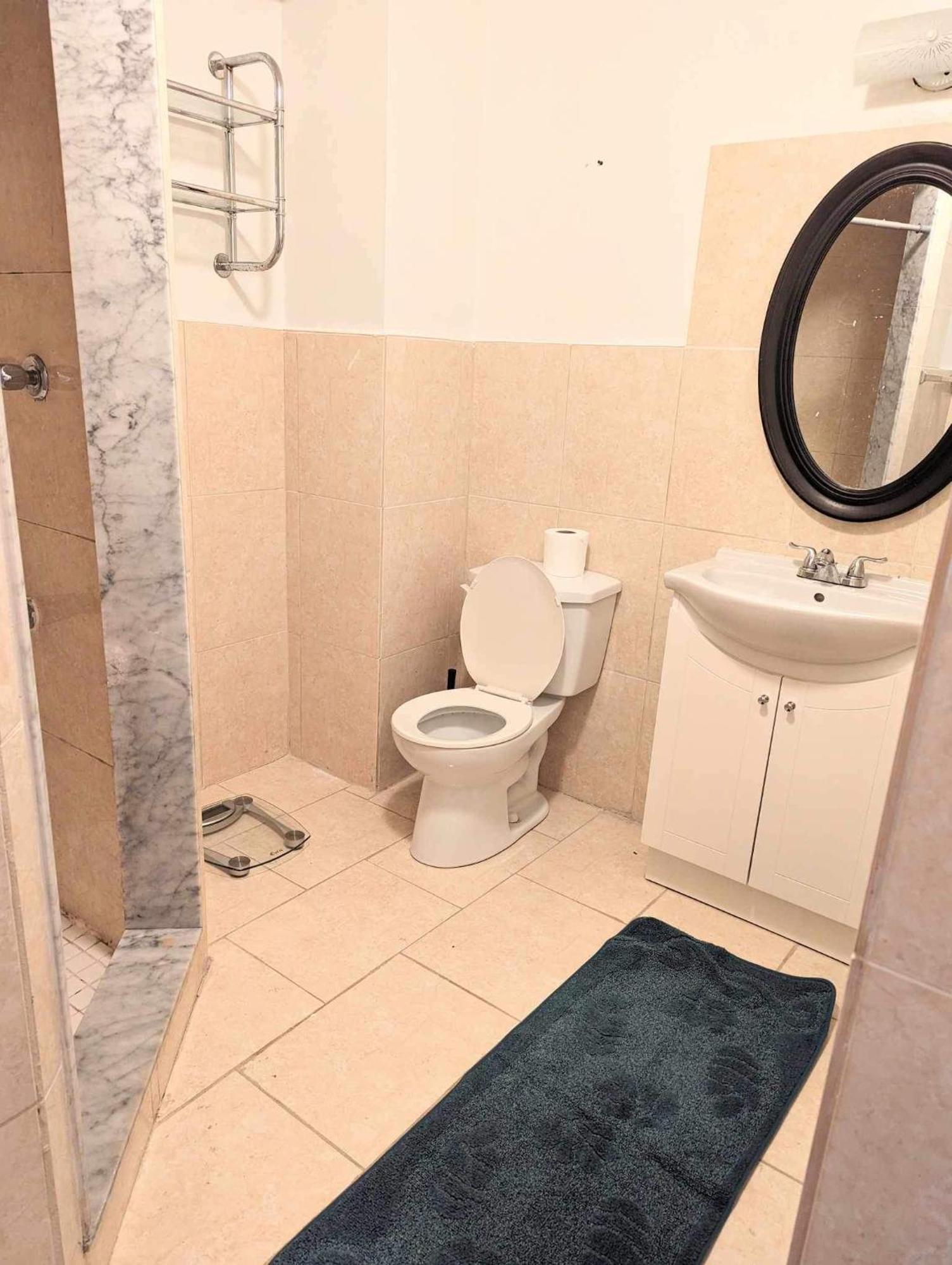 Wonderland Apartment - 6 Min By Walking Vaughan Εξωτερικό φωτογραφία